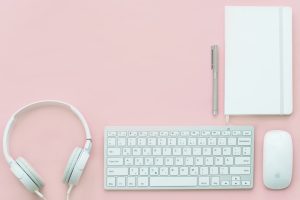 Photo Image: Desk Lamp Nouns: Kids, Room, Desk, Lamp